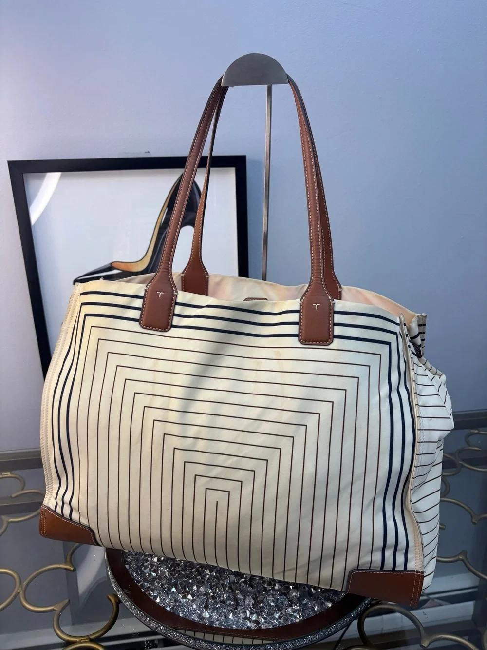 Tory Burch Ella Printed Tote EUC - Picture 8 of 13